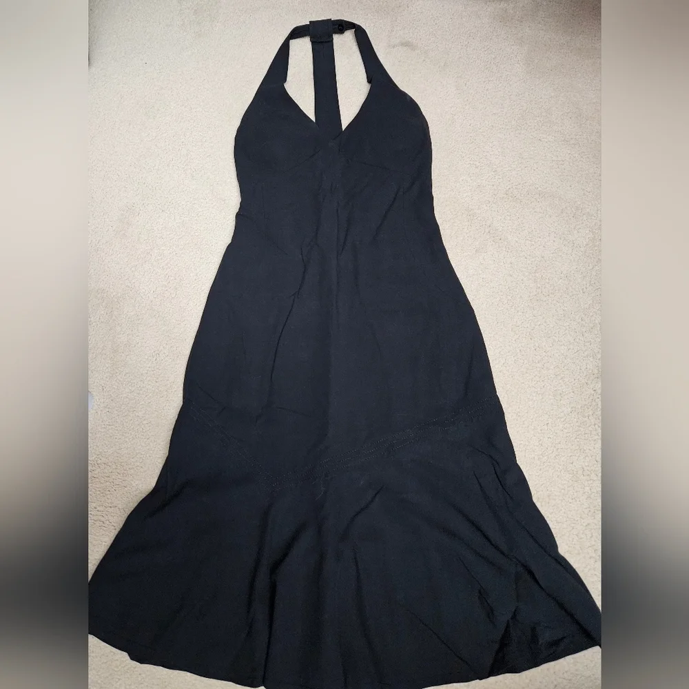 Dress - Picture 2 of 4